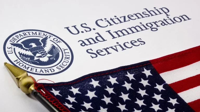 USCIS informa sobre cambios en sus políticas migratorias