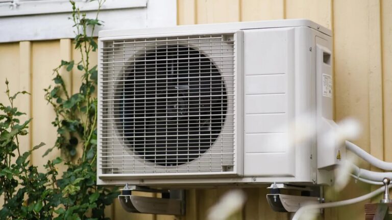Expertos advierten sobre errores comunes en la instalación de unidades exteriores de aire acondicionado