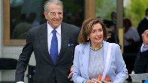 Paul Pelosi enfrenta cargos por choque y fuga en Napa County