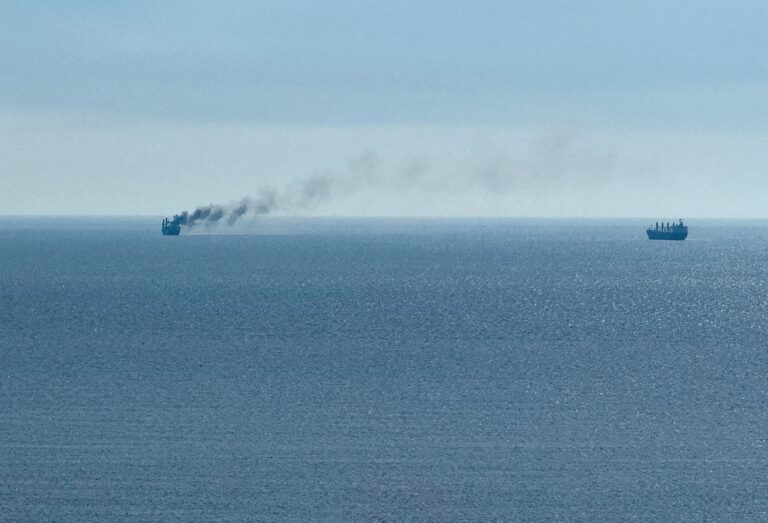 Estados Unidos intensifica ataques contra Irán y acusa a Teherán de incumplir negociaciones