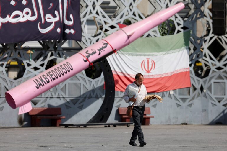 Qatar y países del Golfo sufren ataques militares de Irán en respuesta a ofensiva de EE. UU.