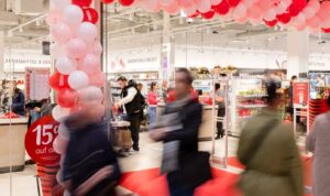 Rossmann abre su primera tienda en Madrid y reta a Mercadona y Druni
