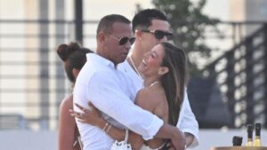 Alex Rodríguez inicia nueva relación con entrenadora física Meghan Hayden tras reciente ruptura