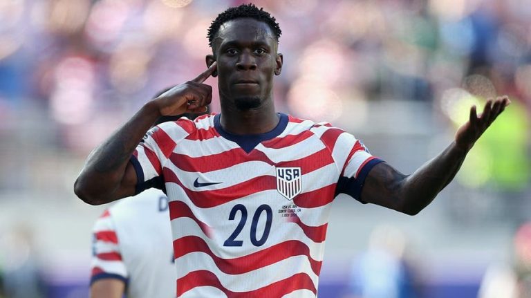 FIFA confirma suspensión de un partido para Folarin Balogun tras tarjeta roja en victoria de EE. UU.