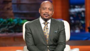 Daymond John advierte que empezar un negocio solo por dinero puede llevar al fracaso