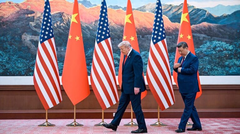Trump acusa a inteligencia estadounidense de encubrir interferencia china en elecciones