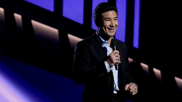 Mario Lopez desmiente apoyo político a Donald Trump pese a acusaciones de simpatía MAGA