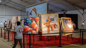 Artista presenta la pintura al óleo más grande de la bandera estadounidense en la celebración del 250 aniversario de EE.UU.