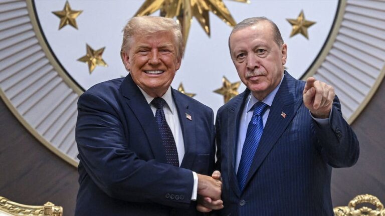 Estrategia de Estados Unidos apunta a fortalecer alianzas y priorizar competencia con China tras declaraciones de Trump en Ankara