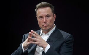 Elon Musk lidera la lista de los multimillonarios con mayor fortuna en 2026