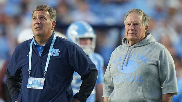 Investigación en UNC deja al gerente general Michael Lombardi fuera de actividades