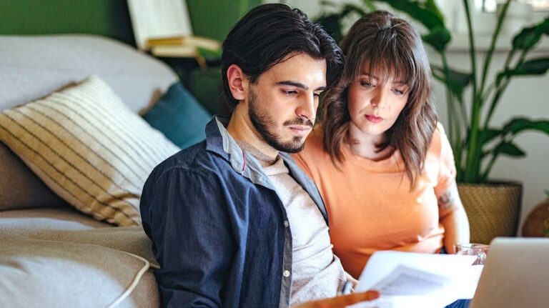 Expertos proponen un ‘IMC financiero’ para mejorar la salud económica de los estadounidenses