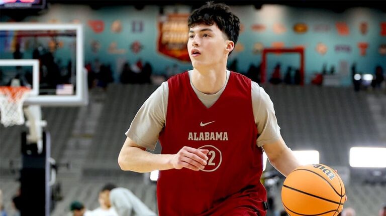 El New York Times pierde demanda por difamación y debe pagar 9.25 millones a exjugador de baloncesto de Alabama