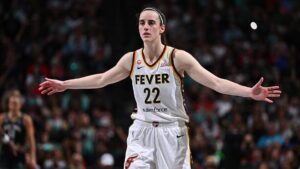 Liberty derrota al Fever con destacadas actuaciones de Stewart, Fiebich y Jones