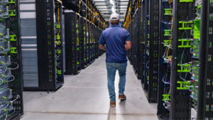 Centro de datos de Iowa impulsa economía local con inversiones millonarias