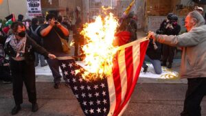 Departamento de Estado vincula a grupo Antifa de Portland con Hamas e IRGC en sanciones contra colectivo tecnológico