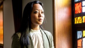 Francesca Hong bajo la lupa tras polémico tuit sobre cancelar el Día de Acción de Gracias