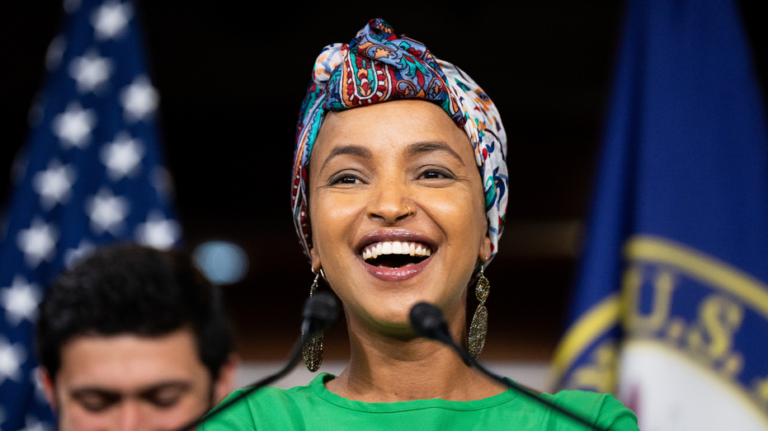 Ilhan Omar asegura candidatura para quinto mandato en el Congreso por Minnesota
