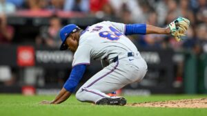 Jefry Yan sorprende en la MLB con celebración poco común tras ponchar bateadores