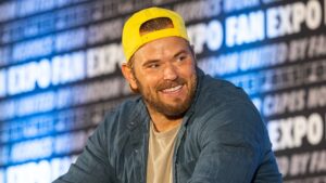Kellan Lutz se muda de California a Tennessee para alejarse del bullicio y apoyar a su familia