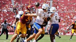 USC enfrenta críticas por escasa asistencia en su partido inaugural de fútbol americano 2026