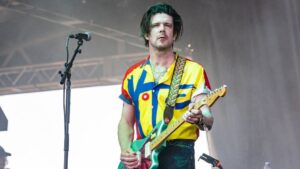 Modest Mouse excluye a guitarrista Simon O’Connor tras denuncias de mensajes inapropiados a menor