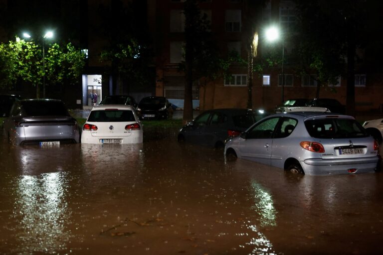 Fuertes lluvias causan inundaciones y activan alertas en la región mediterránea de España
