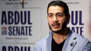 CBS News criticada por reportar publicaciones antiguas de Abdul El-Sayed sobre el 11-S