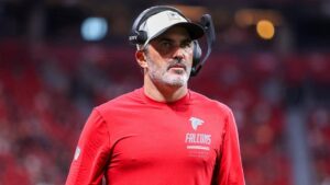 Kevin Stefanski mantiene incierto el puesto de quarterback de los Falcons por lesiones