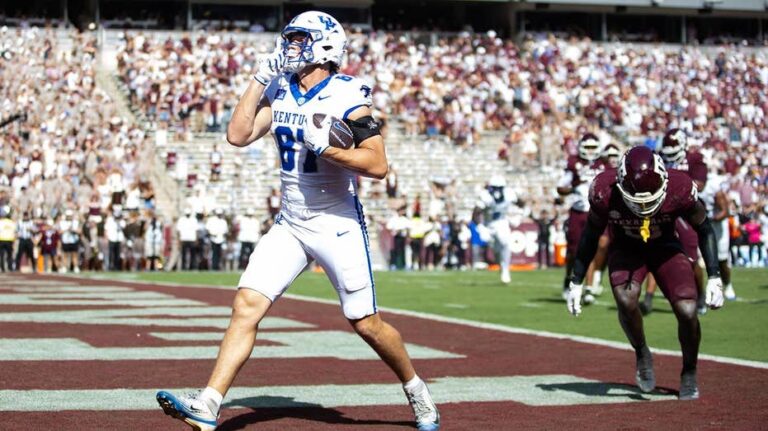 Kentucky sorprende a Texas A&M con defensa implacable en partido de la SEC