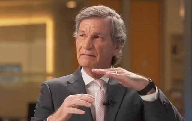 Neurológo Conrado Estol advierte que dormir en menos de cinco minutos indica déficit crónico