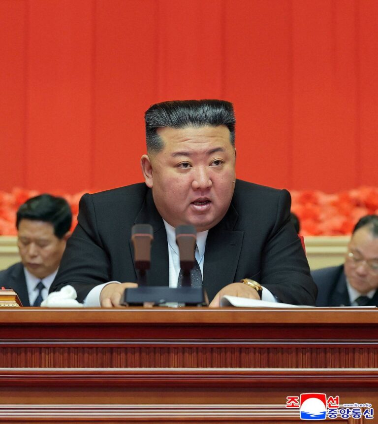 Corea del Norte lanza misiles hipersónicos y alerta con nueva capacidad militar