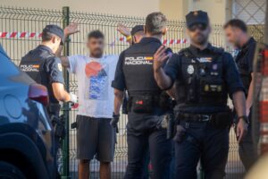 España incrementa seguridad en Ceuta ante posible nuevo cruce masivo en elecciones de Marruecos