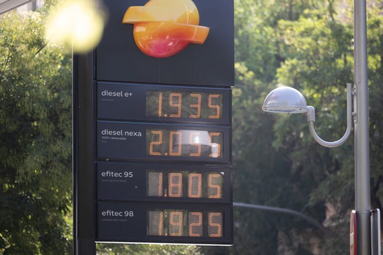 Cambios en los descuentos de gasolina y diésel a partir del 1 de septiembre en España