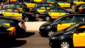 A partir del 1 de octubre, los taxistas deberán usar cinturón de seguridad en la ciudad