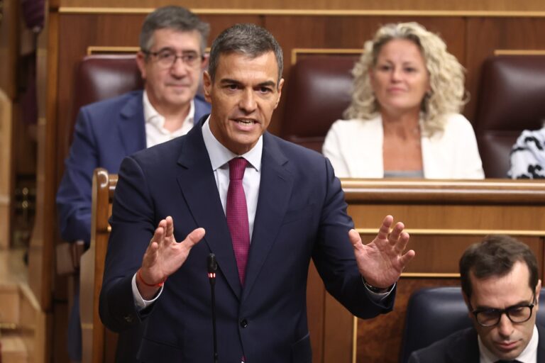CNI desmiente fallas en anticipación de la crisis migratoria en Ceuta y Gobierno enfrenta críticas