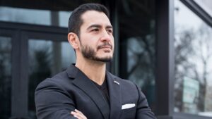 Cinco candidaturas radicales amenazan el éxito demócrata en las elecciones séniorales de 2026