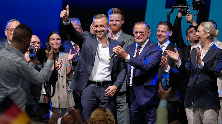 Partido de extrema derecha AfD logra victoria histórica en elección regional en Alemania