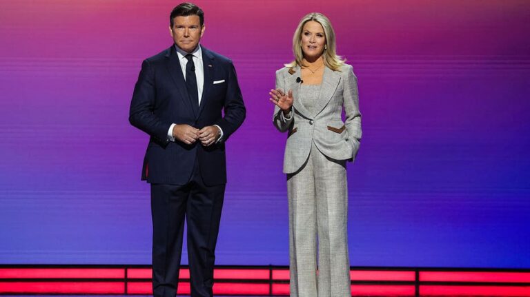 Martha MacCallum celebra 22 años en Fox News destacando el apoyo a profesionales con familia y el respeto a veteranos