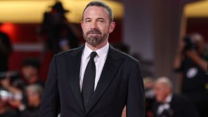 Ben Affleck revela que sus hijos adolescentes bromean sobre su historial amoroso