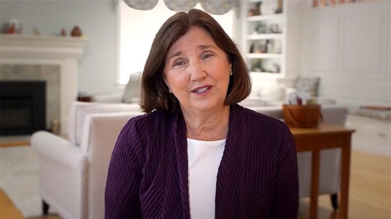 Cinde Warmington avanza como candidata demócrata a gobernadora de New Hampshire pese a críticas por vínculo con Purdue Pharma