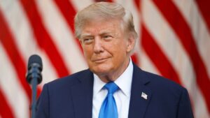Donald Trump desafía tendencias históricas con movimientos previos a las elecciones de medio término