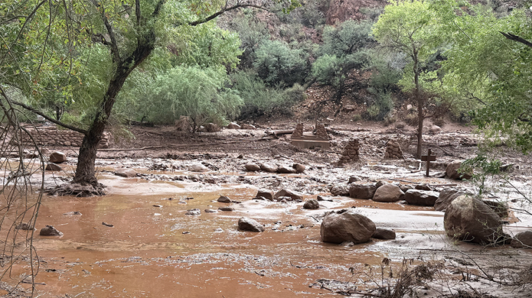 Daños graves en la tubería de agua del Gran Cañón complican reparaciones tras inundaciones