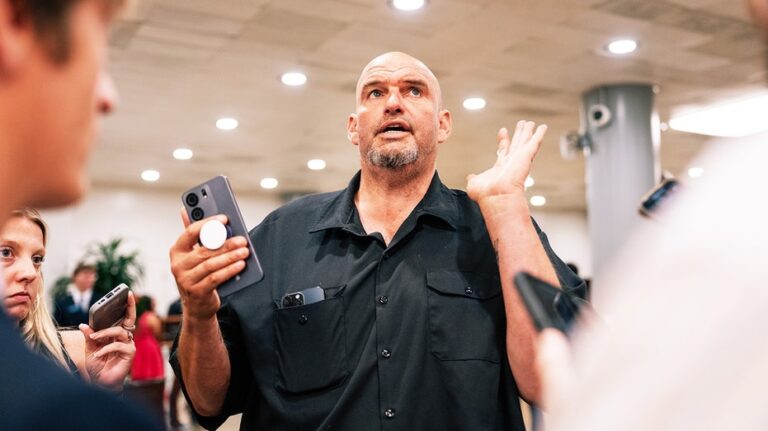 Excolaboradores de John Fetterman anuncian revelaciones que podrían afectar su carrera política