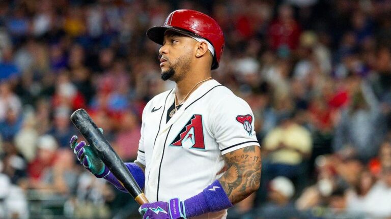 Ketel Marte enfrenta abucheos tras su regreso polémico a los Diamondbacks de Arizona