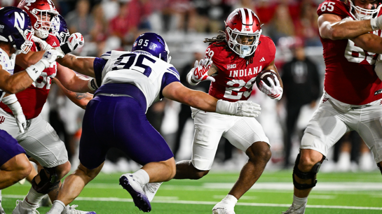 Indiana Hoosiers superan un duro desafío ante Northwestern en el inicio de la Big Ten