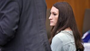 Jurados en el caso Lindsay Clancy siguen sin alcanzar veredicto y posible juicio podría beneficiarse por influencia de redes sociales