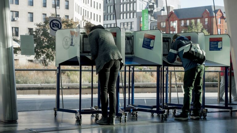 Nueva propuesta republicana busca limitar recepción de votos por correo al día de las elecciones