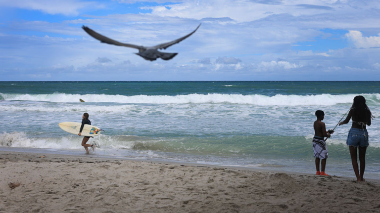Tres playas tranquilas en Florida para disfrutar este fin de semana del Día del Trabajo