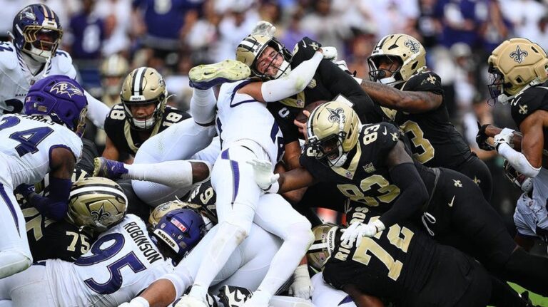 Tyler Shough lidera triunfo de Saints sobre Ravens con polémico touchdown